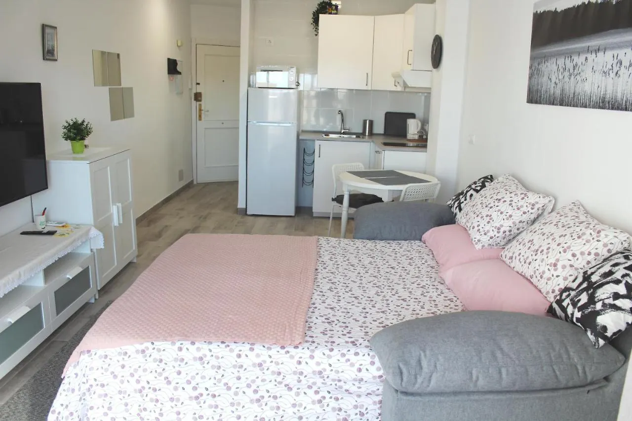Apartment Charming Studio Nerja With Pool